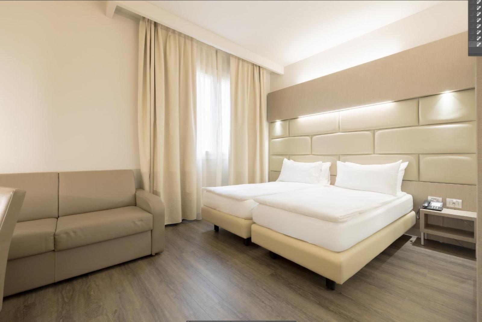 Just Hotel Saronno Exterior photo